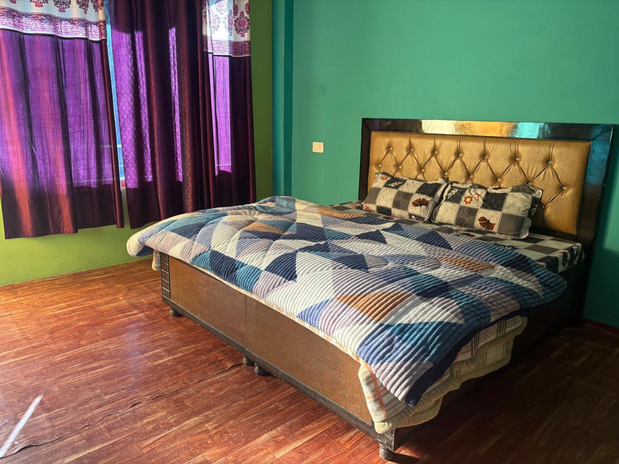 Shalom Guesthouse And Cafe Kalgha Extérieur photo