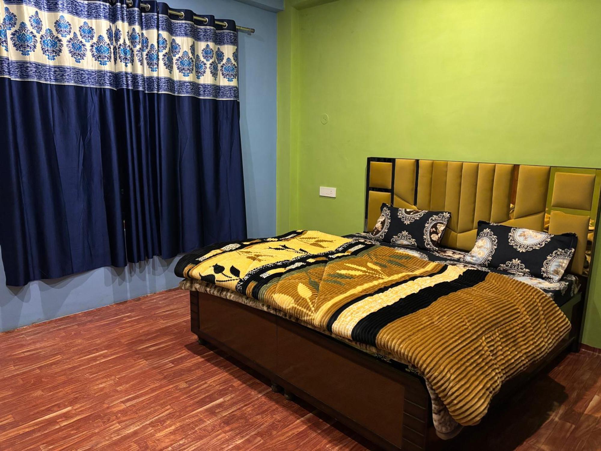 Shalom Guesthouse And Cafe Kalgha Extérieur photo